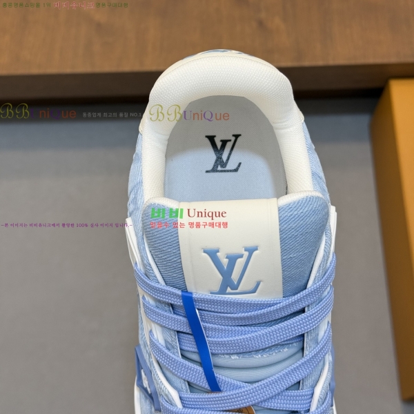 ���� ���̺��� Ʈ���̳� ����Ŀ�� 40LT267145-5