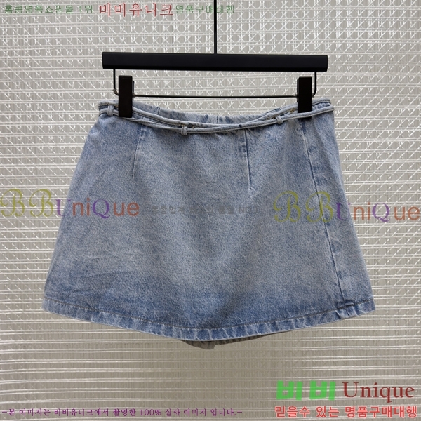 ���� �ο��� ���� �̴Ͻ�ĿƮ 22LW26871-1