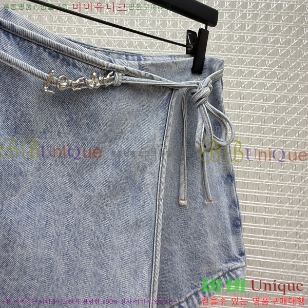���� �ο��� ���� �̴Ͻ�ĿƮ 22LW26871-1