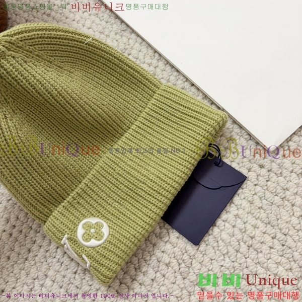 ��**�� ���� M300979-4