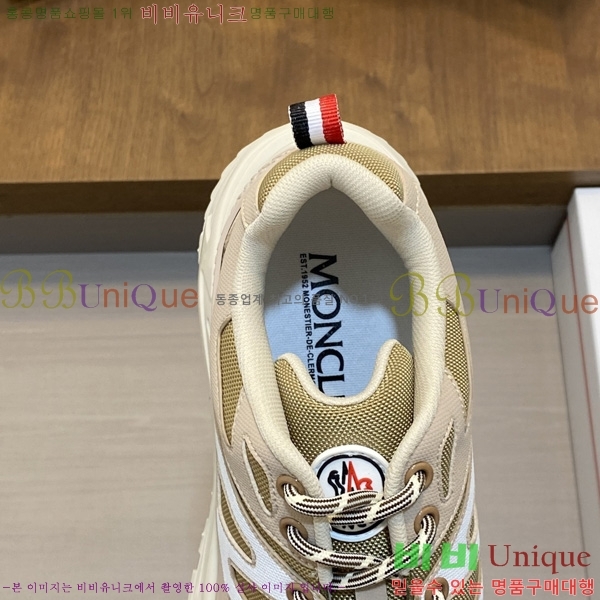 ���� ��**�� ����Ŀ�� M1005546-4